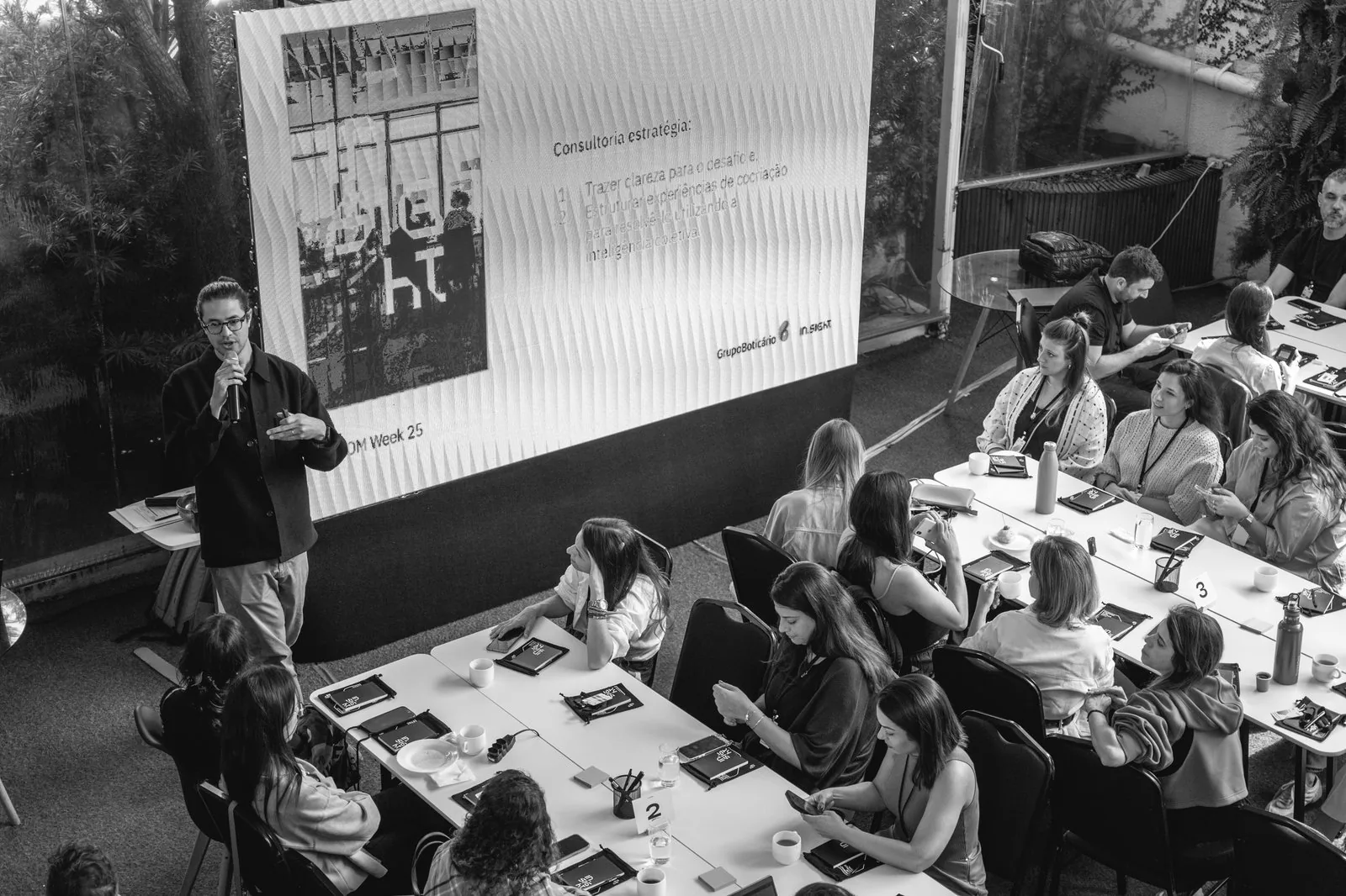 Inteligência coletiva e eficiência em workshop corporativo presencial | IN.SIGHT